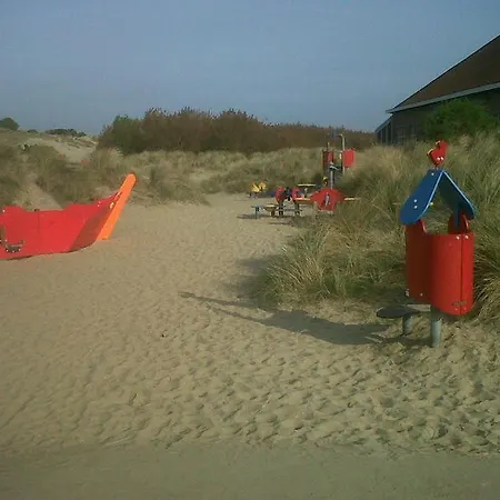 Apartment Voeten In Het Zand