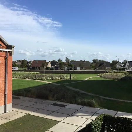 Apartment Voeten In Het Zand Ostend